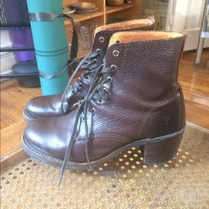 Frye Sabrina 6g size 8.5